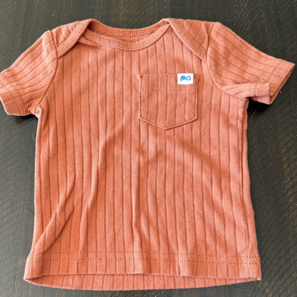 Carters Matching Set - Picture 3 of 5